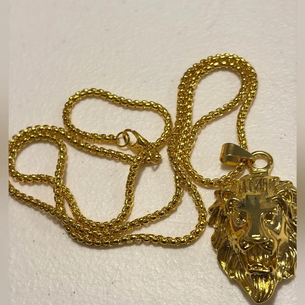 Gold Lion Head Necklace.